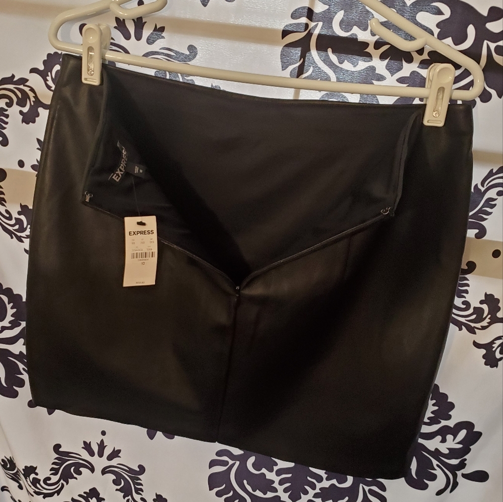 Express Mini Skirt NWT - Picture 4 of 9